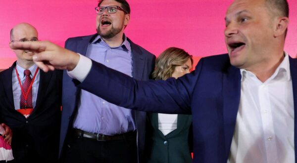 Peda Grbin, President of Croatia's Social Democratic Party, and Sinisa Hajdas Doncic, Vicepresident of Croatia's Social Democratic Party, react to the first preliminary results of the country's parliamentary election, in Zagreb, Croatia April 17, 2024. REUTERS/Marko Djurica        TPX IMAGES OF THE DAY        SEARCH "REUTERS 2024 ELECTIONS" FOR THIS STORY. SEARCH "REUTERS YEAR-END" FOR ALL 2024 YEAR END GALLERIES. Photo: MARKO DJURICA/REUTERS