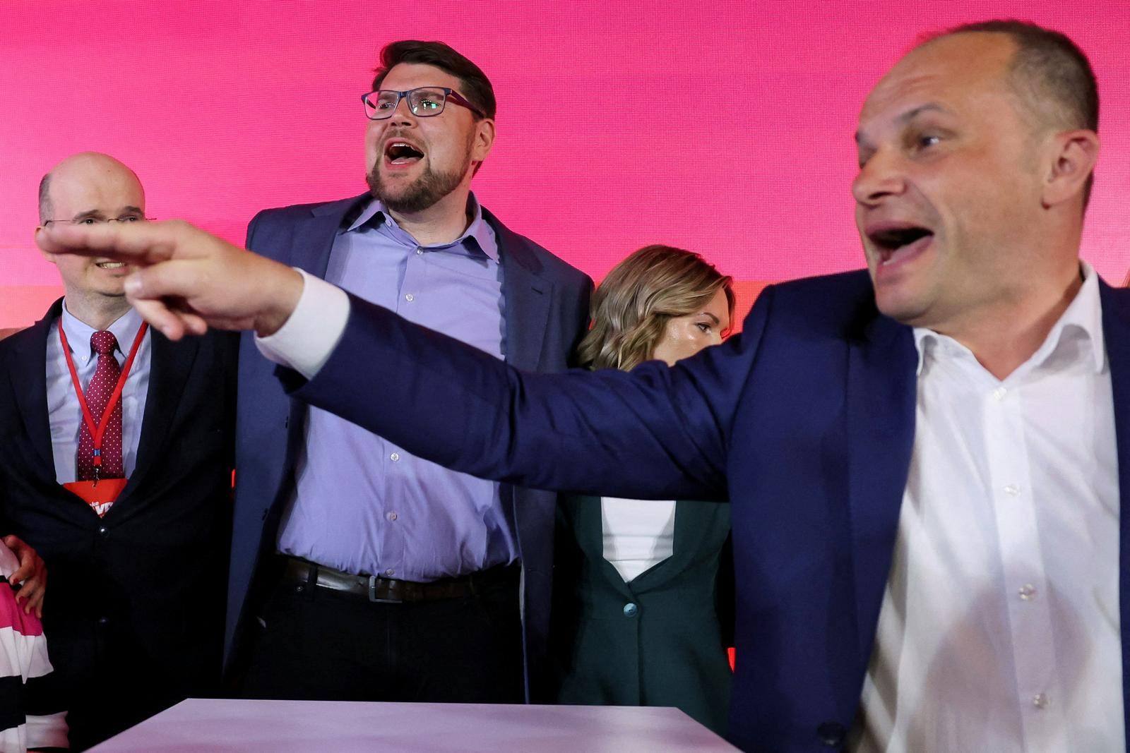Peda Grbin, President of Croatia's Social Democratic Party, and Sinisa Hajdas Doncic, Vicepresident of Croatia's Social Democratic Party, react to the first preliminary results of the country's parliamentary election, in Zagreb, Croatia April 17, 2024. REUTERS/Marko Djurica        TPX IMAGES OF THE DAY        SEARCH "REUTERS 2024 ELECTIONS" FOR THIS STORY. SEARCH "REUTERS YEAR-END" FOR ALL 2024 YEAR END GALLERIES. Photo: MARKO DJURICA/REUTERS