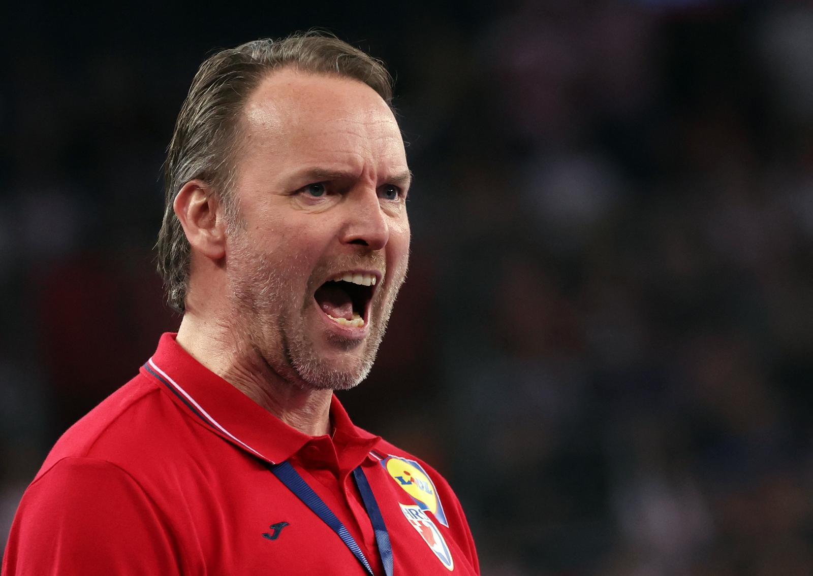 Handball - IHF Handball World Championships 2025 - Semi Final - France v Croatia - Zagreb Arena, Zagreb, Croatia - January 30, 2025 Croatia coach Dagur Sigurdsson reacts during the match REUTERS/Antonio Bronic Photo: Antonio Bronic/REUTERS