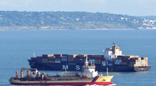 A photograph shows French Cyprus hooper dredger Samuel de Champlain (front), leaving the harbour entrance channel of Le Havre, western France, next to the Panama Container Ship MSC Monic, on May 24, 2022.,Image: 695049205, License: Rights-managed, Restrictions: , Model Release: no, Credit line: Jean-Francois MONIER / AFP / Profimedia