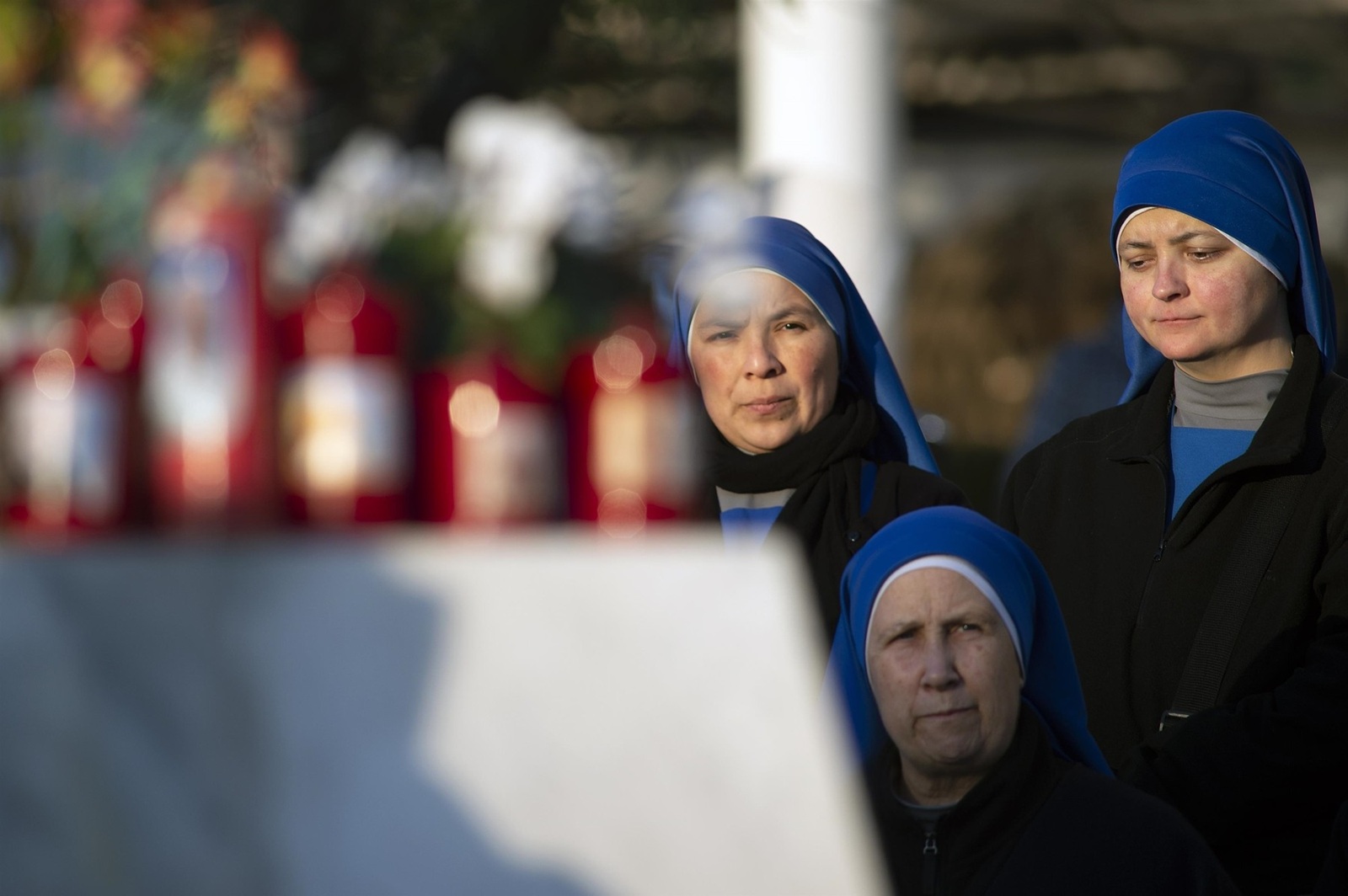VATICAN, VATICAN CITY  - Nuns and priests pray for Pope Francis in front of the Agostino Gemelli Polyclinic, in Rome,  where the Pontiff is hospitalised since Friday, Feb. 14

BACKGRID UK 22 FEBRUARY 2025,Image: 967800385, License: Rights-managed, Restrictions: RIGHTS: WORLDWIDE EXCEPT INEW ZEALAND, UNITED STATES, Model Release: no, Pictured: General view, Credit line: IPA / BACKGRID / Backgrid UK / Profimedia