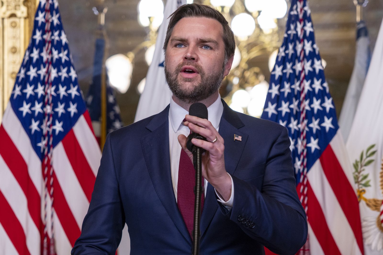 epa11848598 US Vice President JD Vance delivers remarks prior to swearing in John Ratcliffe as Director of the Central Intelligence Agency during a ceremony in the Vice President's ceremonial office in Washington, DC, USA, 23 January 2025.  EPA/SHAWN THEW / POOL