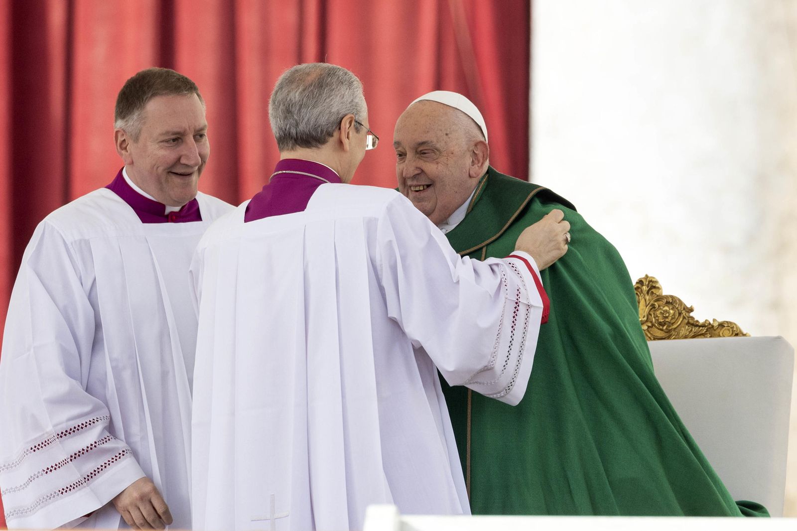 epa11884326 Pope Francis holds a mass for the Jubilee of the Armed Forces at Saint Peters' square in the Vatican City, 09 February 2025.  EPA/MASSIMO PERCOSSI