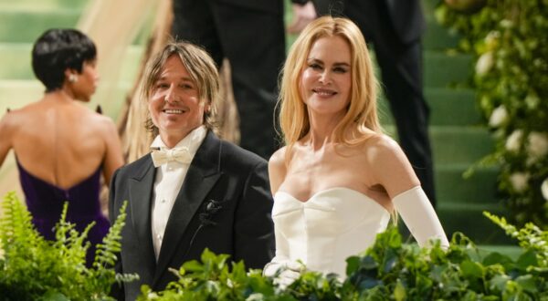 Celebrities arrive at the 2024 Met Gala Celebrating 'Sleeping Beauties: Reawakening Fashion'

Featuring: Nicole Kidman, Keith Urban
Where: New York, New York, United States
When: 06 May 2024
Credit: Jennifer Graylock/INSTARimages,Image: 870934374, License: Rights-managed, Restrictions: , Model Release: no, Credit line: - / INSTAR Images / Profimedia