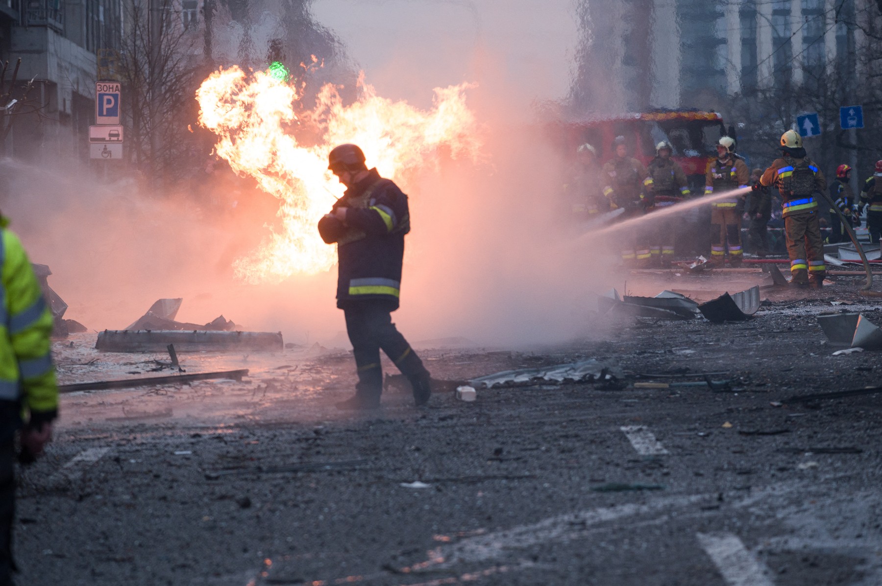 KYIV, UKRAINE - DECEMBER 20: Fire broke out at the destroyed area after Russian forces launched a series of missile attacks towards Kyiv, Ukraine on December 20, 2024. As a result of attack a business center, residential buildings, st. Nicholas catholic cathedral were damaged 1 person was killed during the attack and at least 9 were wounded. Danylo Antoniuk / Anadolu,Image: 948745017, License: Rights-managed, Restrictions: , Model Release: no, Credit line: Danylo Antoniuk / AFP / Profimedia