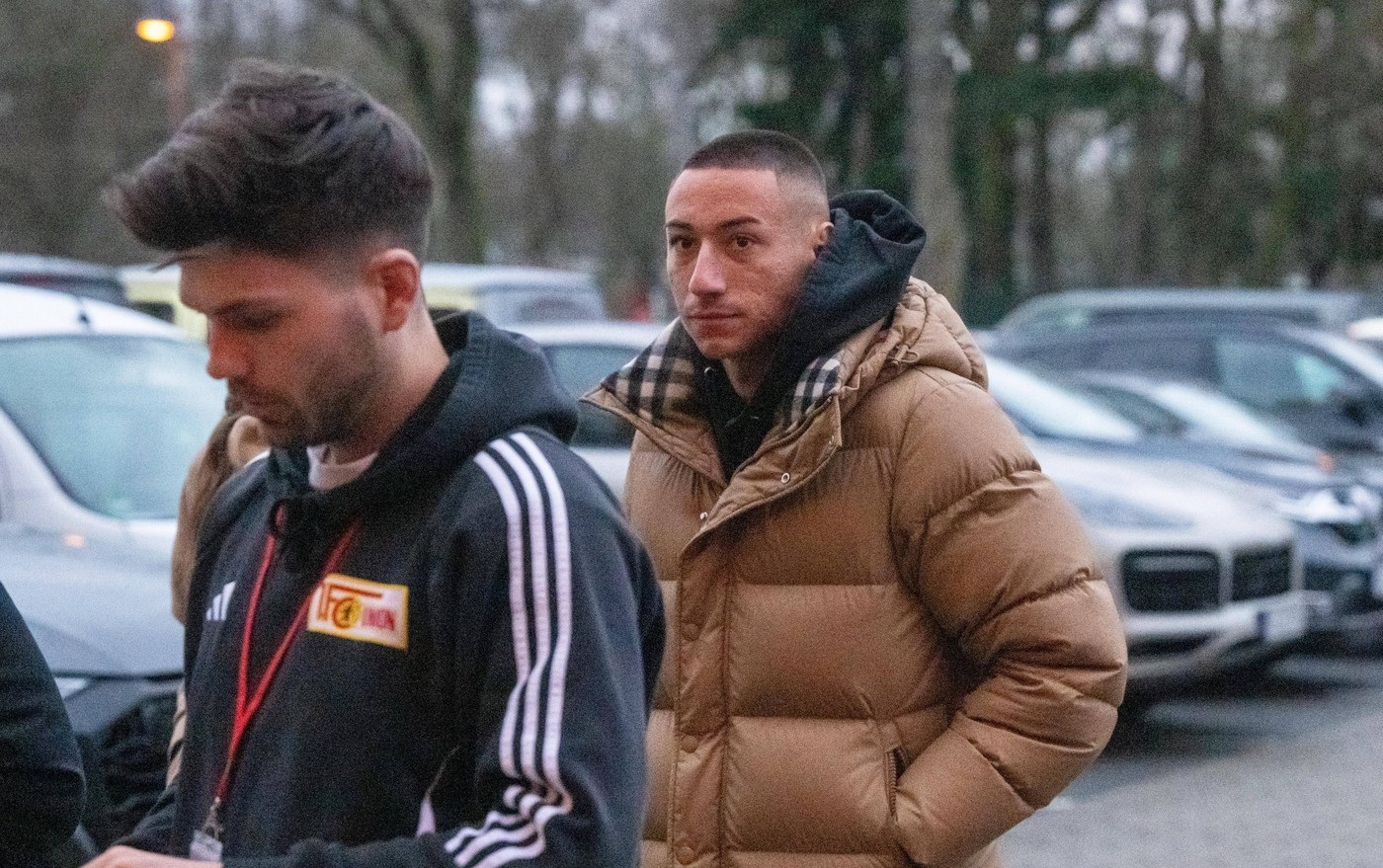 Fußball, Herren, Saison 2024/2025, 1. Bundesliga 20. Spieltag, 1. FC Union Berlin - RB Leipzig, v. l. Rene Andresen Assistent der Geschäftsführung, Marin Ljubicic Linzer ASK, 01.02.2025, Copyright: xMatthiasxKochx,Image: 959504721, License: Rights-managed, Restrictions: , Model Release: no, Credit line: Matthias Koch / imago sportfotodienst / Profimedia