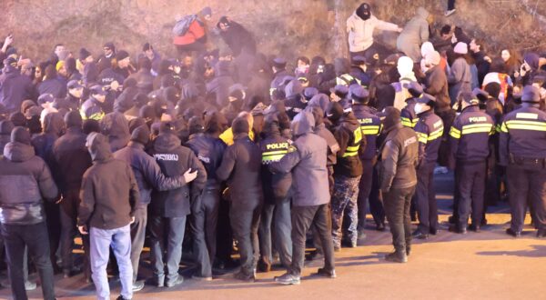 TBILISI, GEORGIA - FEBRUARY 02: Pro-EU protesters gather during a demonstration demanding new parliamentary elections as they block a highway on the edge of the capital Tbilisi, Georgia on February 02, 2025. Security forces intervene in protesters and take some into custody. Davit Kachkachishvili / Anadolu/ABACAPRESS.COM,Image: 959656072, License: Rights-managed, Restrictions: , Model Release: no, Credit line: AA/ABACA / Abaca Press / Profimedia