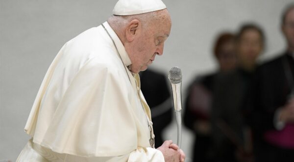 VATICAN, VATICAN CITY  - Pope Francis During His Weekly General Audience In The Paul VI Hall At The Vatican

BACKGRID UK 5 FEBRUARY 2025,Image: 960417479, License: Rights-managed, Restrictions: RIGHTS: WORLDWIDE EXCEPT IN AUSTRALIA, CANADA, ITALY, NEW ZEALAND, UNITED STATES, Model Release: no, Pictured: Pope Francis, Credit line: IPA / BACKGRID / Backgrid UK / Profimedia