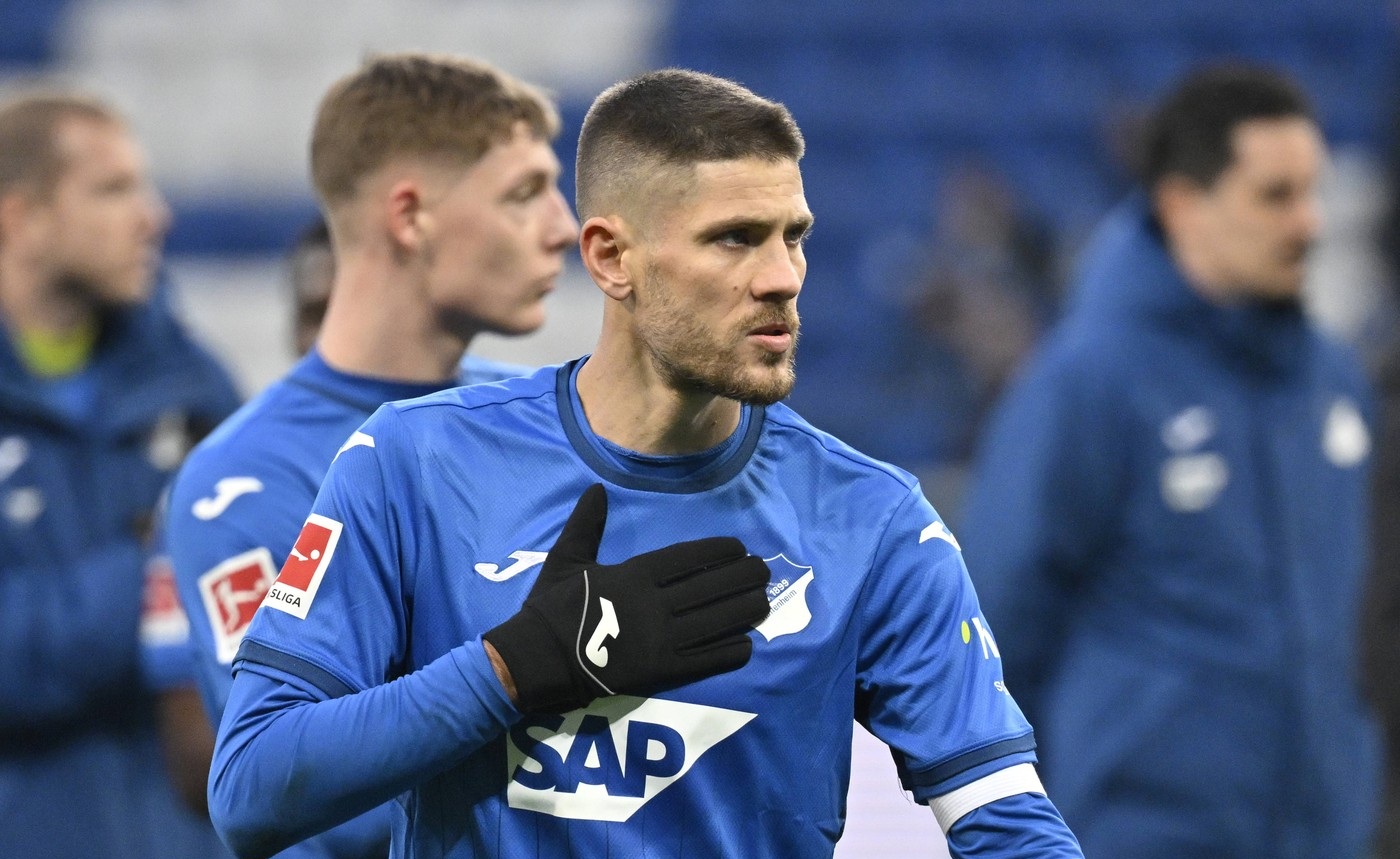 nach Spielende: Enttaeuschung bei Andrej Kramaric TSG 1899 Hoffenheim 27 Gestik Geste Hand auf Herz TSG 1899 Hoffenheim vs 1. FC Union Berlin FCU 08.02.2025 DFL REGULATIONS PROHIBIT ANY USE OF PHOTOGRAPHS AS IMAGE SEQUENCES AND/OR QUASI-VIDEO TSG 1899 Hoffenheim vs 1. FC Union Berlin FCU *** after the end of the match disappointment at Andrej Kramaric TSG 1899 Hoffenheim 27 gesture gesture hand on heart TSG 1899 Hoffenheim vs 1 FC Union Berlin FCU 08 02 2025 DFL REGULATIONS PROHIBIT ANY USE OF PHOTOGRAPHS AS IMAGE SEQUENCES AND OR QUASI VIDEO TSG 1899 Hoffenheim vs 1 FC Union Berlin FCU,Image: 961307951, License: Rights-managed, Restrictions: , Model Release: no, Credit line: Michael Weber IMAGEPOWER / imago sportfotodienst / Profimedia