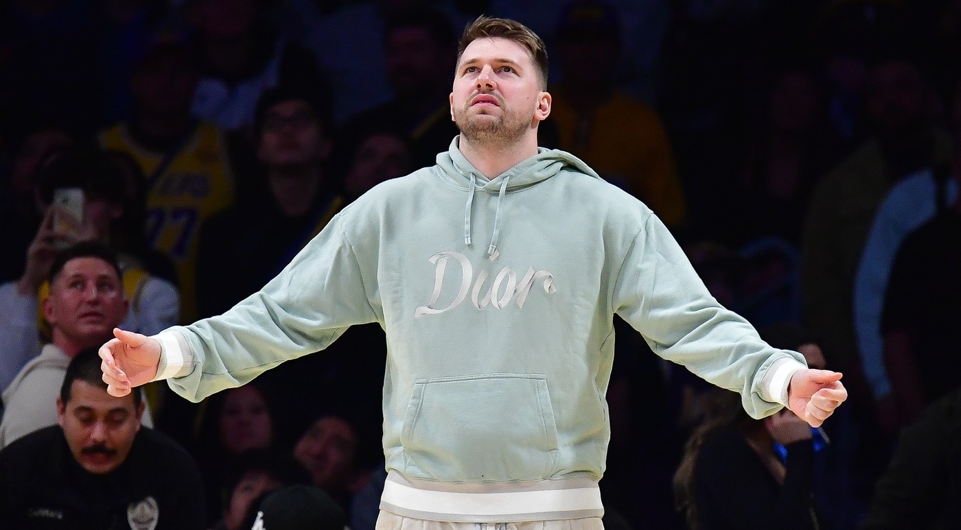 Feb 8, 2025; Los Angeles, California, USA; Los Angeles Lakers guard Luka Doncic (77) reacts watching game action against the Indiana Pacers during the second half at Crypto.com Arena.,Image: 961398951, License: Rights-managed, Restrictions: *** Worldwide Rights Except Baltics, China, Denmark, Finland, Germany, Hong Kong, Japan, Macau, Norway, Poland, South Korea, Sweden, and Taiwan *** No sales outside your territory. No 3rd parties. No redistribution ***, Model Release: no, Credit line: Imagn Images / ddp USA / Profimedia