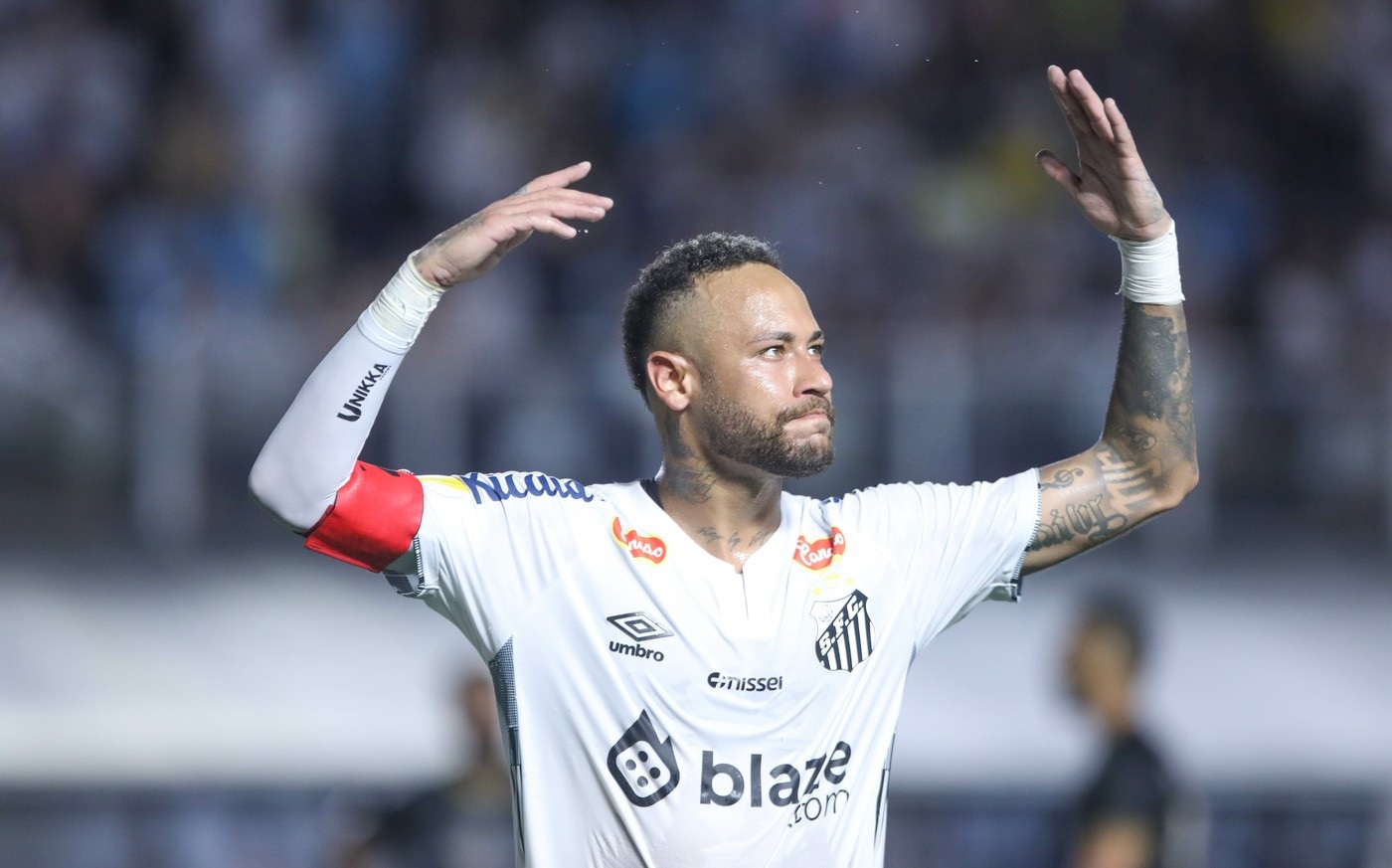 SP - SANTOS - 02/16/2025 - PAULISTA 2025, SANTOS x AGUA SANTA - Neymar Jr. player for Santos during the match against Agua Santa at the Vila Belmiro stadium for the 2025 Paulista championship. Photo: Reinaldo Campos/AGIF,Image: 964955016, License: Rights-managed, Restrictions: *** World Rights Except Brazil *** BRAOUT, Model Release: no, Credit line: AGIF / ddp USA / Profimedia