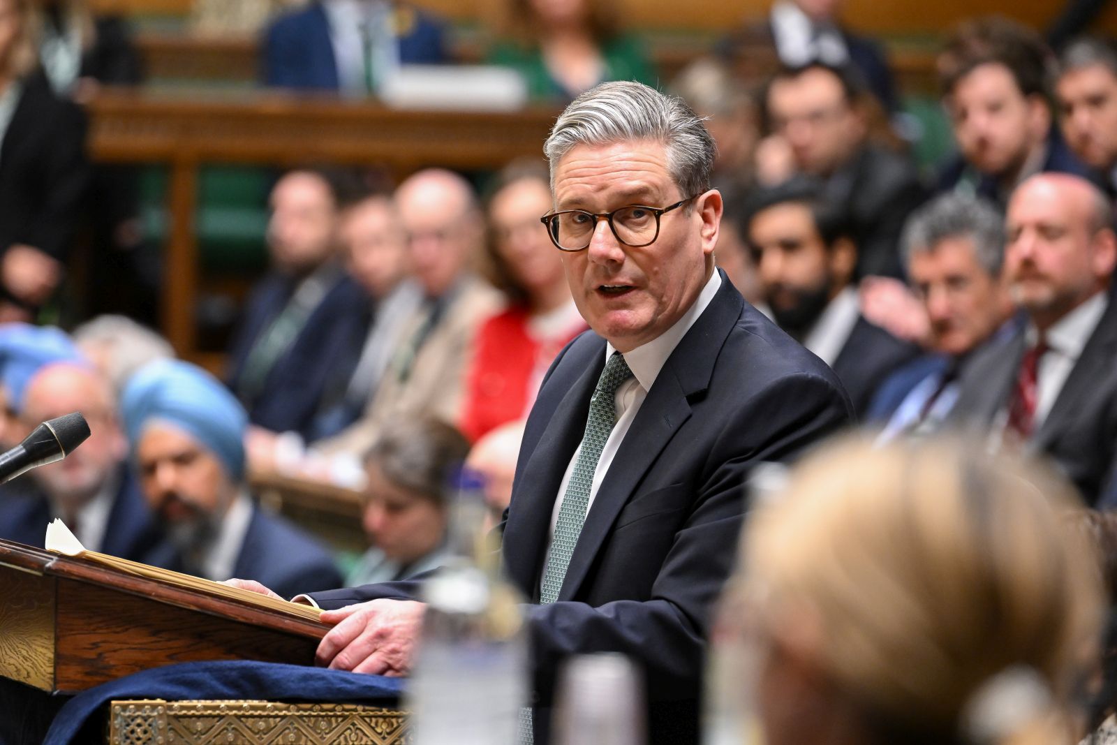 epa11923968 A handout photograph released by the UK Parliament shows British Prime Minister Sir Keir Starmer delivering a statement on 'defence and security' at the House of Commons in London, Britain, 25 February 2025.  EPA/HOUSE OF COMMONS HANDOUT -- MANDATORY CREDIT: HOUSE OF COMMONS -- HANDOUT EDITORIAL USE ONLY/NO SALES