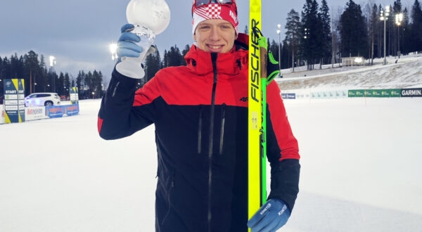 Oestersund, 4.3.2025.- Talentirani hrvatski biatlonac, 19-godinji Matija Legoviæ osvojio je Veliki kristalni globus kao ulupni pobjednik ovosezonskog Svjetskog juniorskog kupa na Svjetskom juniorskom prvenstvu u vedskom Oestersundu. 
foto HINA/ Hrvatski biatlonski savez/ ua
