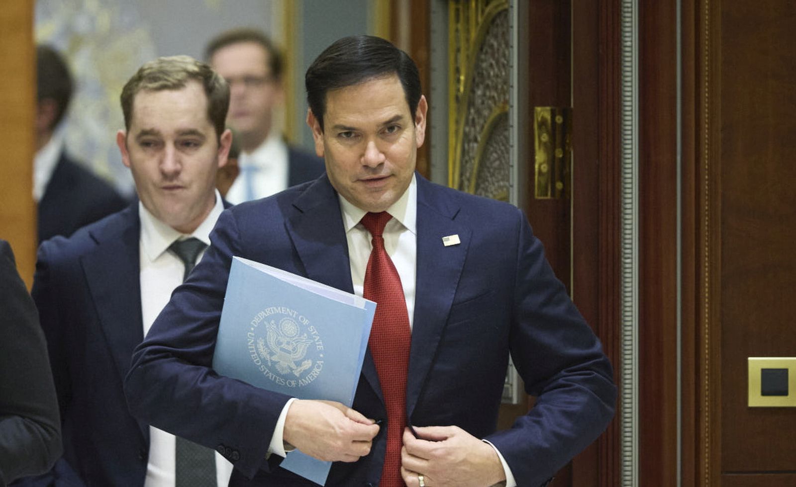epa11957139 A handout photo made available by the Ukrainian Presidential Press Service shows US Secretary of State Marco Rubio (R) arriving for a meeting with Ukrainian officials in Jeddah, Saudi Arabia, 11 March 2025. US and Ukrainian officials are meeting in Saudi Arabia to discuss a path towards restoring peace in Ukraine.  EPA/UKRAINIAN PRESIDENTIAL PRESS SERVICE HANDOUT -- MANDATORY CREDIT: UKRAINIAN PRESIDENTIAL PRESS SERVICE -- HANDOUT EDITORIAL USE ONLY/NO SALES