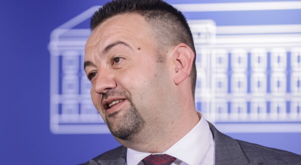 Zagreb, 27.03.2025.- Hrvatski sabor, konferencija za medije Marijana Pavličeka na temu SDP-a za  „Postupak za razrješenje Glavnog državnog odvjetnika“. Na fotografiji Marijan Pavliček.
foto HINA/ Admir BULJUBAŠIĆ/ abu