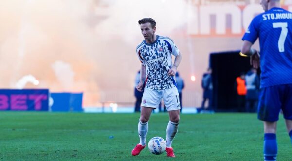 Kroatien: Fussball SuperSport 1. HNL - 02.03.2025, 24. Spieltag - GNK Dinamo Zagreb vs. HNK Hajduk Split - Stadion Maksimir Zagreb, Kroatien Ivan Rakitic Hajduk Split *** Croatia Football SuperSport 1 HNL 02 03 2025, Matchday 24 GNK Dinamo Zagreb vs HNK Hajduk Split Stadion Maksimir Zagreb, Croatia Ivan Rakitic Hajduk Split Copyright: xLukaxKolanovicx Photo: IMAGO/Luka Kolanovic/IMAGOSPORT