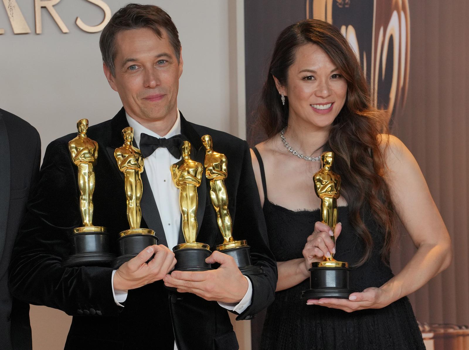 (L-R) Sean Baker, and Samantha Quan, winners of the Best Picture for Anora, posing in the press room at The 97th Academy Award held by the Academy of Motion Picture Arts and Sciences at the Dolby Theatre in Los Angeles, CA on Sunday, March 2, 2025. (Photo by Sthanlee B. Mirador/Sipa USA) Photo: Sipa USA/SIPA USA