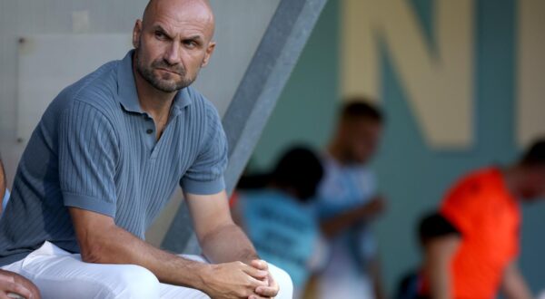 01.08.2024., stadion HNK Rijeka, Rijeka - Uzvratna utakmica drugog pretkola UEFA Europske Lige, HNK Rijeka - CS Corvinul Hunedoara. trener Rijeke Zeljko Sopic Photo: Nel Pavletic/PIXSELL