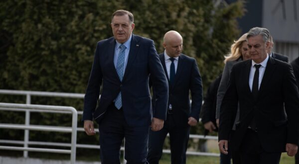 02.03.2025., zgrada MUP RS, Banja Luka (BiH) - Sastanak predsjednika RS Milorada Dodika i srpskog clana Predsjednistva BiH Zeljke Cvijanovic sa rukovodstvom MUP RS i bezbjednosnih agencija na nivou BiH koji dolaze iz Republike Srpske. Tema razgovora je situacija u RS i zastita bezbjednosti svih gradjana Srpske.
Photo: Dejan Rakita/Pixsell Photo: Dejan Rakita/PIXSELL/PIXSELL