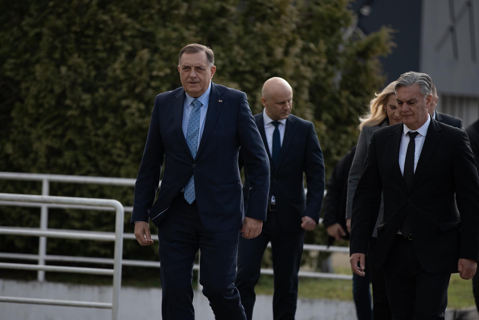 02.03.2025., zgrada MUP RS, Banja Luka (BiH) - Sastanak predsjednika RS Milorada Dodika i srpskog clana Predsjednistva BiH Zeljke Cvijanovic sa rukovodstvom MUP RS i bezbjednosnih agencija na nivou BiH koji dolaze iz Republike Srpske. Tema razgovora je situacija u RS i zastita bezbjednosti svih gradjana Srpske.
Photo: Dejan Rakita/Pixsell Photo: Dejan Rakita/PIXSELL/PIXSELL