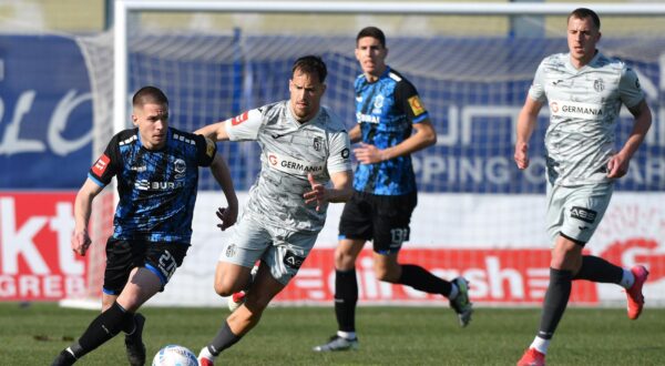 08.03.2025., stadion Varteks, Varazdin - SuperSport HNL, 25. kolo, NK Varazdin - NK Istra 1961. Aleksa Latkovic, Ivan Calusic, Kristian Fucak Photo: Vjeran Zganec Rogulja/PIXSELL