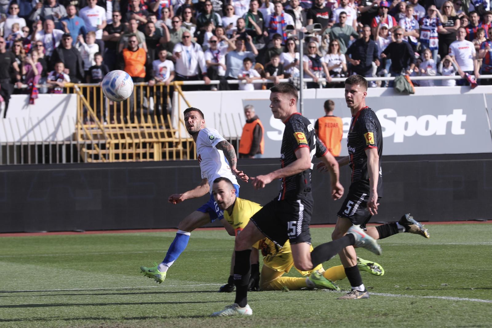 09.03.2025., stadion Poljud, Split - SuperSport HNL, 25. kolo, HNK Hajduk - HNK Gorica. Jan Mlakar postize pogotak za vodstvo Hajduka za 1:0. Jan Mlakar, Ivan Banic i Mateo Les Photo: Ivo Cagalj/PIXSELL