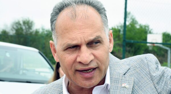09.06.2023.,Sisak,Capraske Poljane - Svecanost pocetka radova na izgradnji drustvenog doma za potrebe lokalne romske zajednice  u organizaciji Saveza Roma u RH "KALI SARA".
Radove je otvorila predsjednica KALA SARA Suzana Krčmar, saborski zatupnik Veljko Kajtazi te ravnatelj Ureda za ljudska prava i prava nacionalnih manjina Vlade RH Alen Tahiri. Dogadjaju je,kao izalanik Vlade RH nazocip ministar Marin Piletic i sisacko-moslavacki zupan Ivan Celjak.Veljko Kajtazi.
Photo: Nikola Cutuk/PIXSELL Photo: Nikola Cutuk/PIXSELL