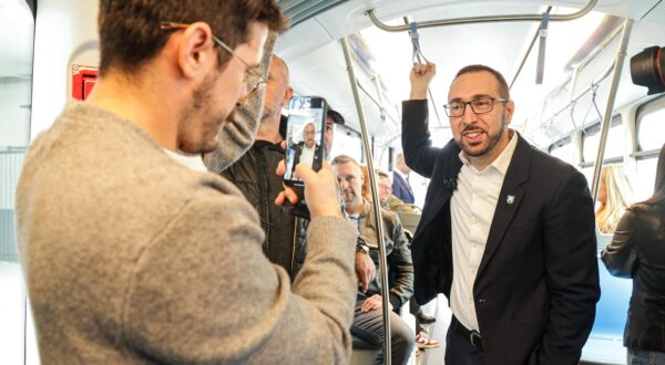 10.03.2025., Zagreb - U prostorijama Zagrebackog elektricnog tramvaja gradonacelnik Grada Zagreba Tomislav Tomasevic prisustvovao je pustanju u redovni promet prvog od 80 planiranih novih niskopodnih tramvaja ZET-a, sto je prva obnova tramvajskog voznog parka nakon 15 godina. Tomislav Tomasevic. Photo: Luka Stanzl/PIXSELL