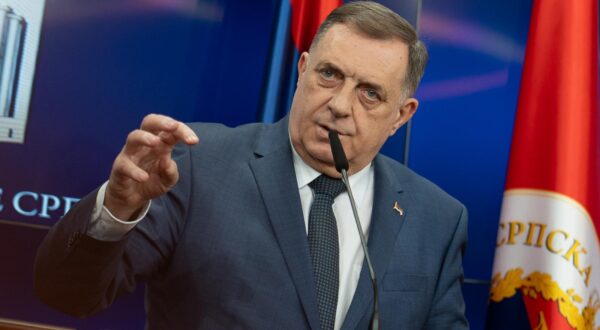 10.03.2025., Palata Republike, Banja Luka (BiH) - Predsjednik Republike Srpske Milorad Dodik razgovarao sa potpredsjednikom Vlade Srbije Aleksandrom Vulinom.
Photo: Dejan Rakita/Pixsell Photo: Dejan Rakita/PIXSELL