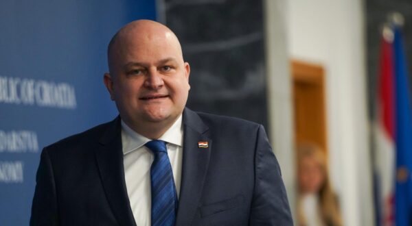 11.2.2025., Zagreb - Ministar gospodarstva Ante Susnjar odrzao je inicijalni sastanak na temu osnivanja Radne skupine za nuklearnu energiju. Photo: Patricija Flikac/PIXSELL