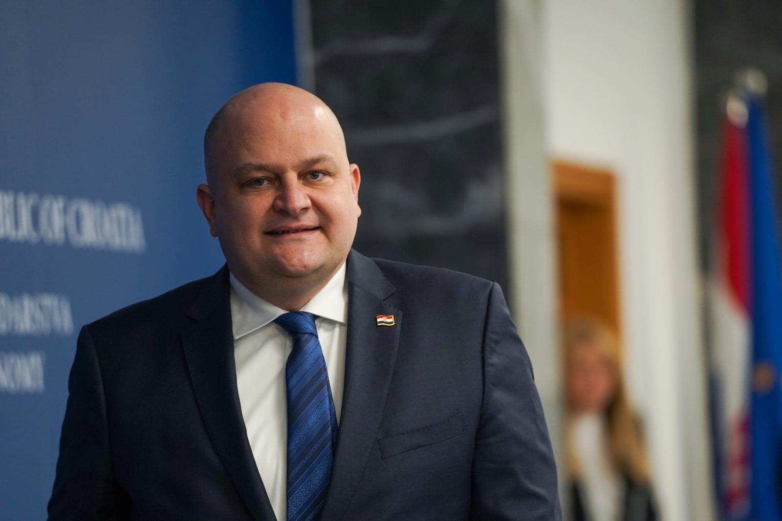 11.2.2025., Zagreb - Ministar gospodarstva Ante Susnjar odrzao je inicijalni sastanak na temu osnivanja Radne skupine za nuklearnu energiju. Photo: Patricija Flikac/PIXSELL