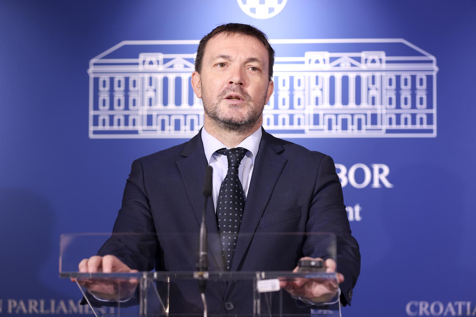 13.03.2025., Zagreb - Na konferenciji za medije odrzanoj u Saboru o aktualnim temama govorio je Arsen Bauk. Photo: Patrik Macek/PIXSELL