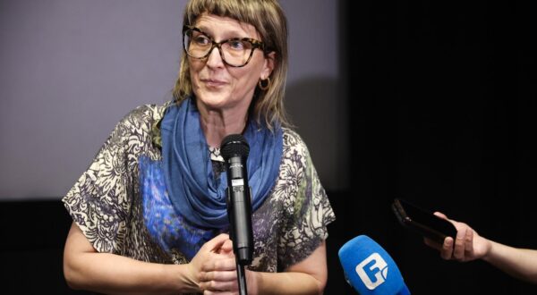 13.04.2024., Sarajevo, Bosna i Hercegovina - U sarajevskom kinu Meeting Point odrzana je komemoracija nedavno preminulom reditelju Veljku Bulajicu. Nakon komemoracije, prikazan je film Bitka na Neretvi. Photo: Armin Durgut/PIXSELL