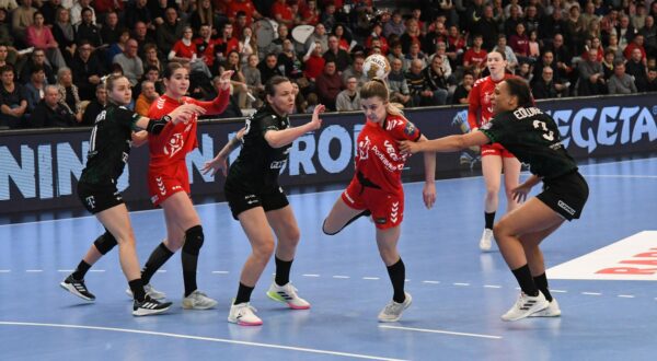 15.02.2025., SSD Josip Samarzija-Bepo, Koprivnica - EHF Liga prvakinja, A skupina, 13. kolo, RK Podravka Vegeta - Ferencvaros.  Photo: Damir Spehar/PIXSELL