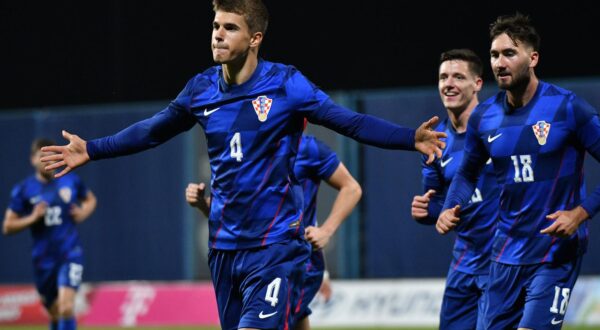 15.10.2024., Gradski stadion Ivan Kusek Apas, Koprivnica - Kvalifikacije za UEFA Europsko U-21 prvenstvo, skupina G, Hrvatska - Grcka. Nogometasi Hrvatske slave pogodak Luke Vuskovica za vodstvo 3:2. Luka Vuskovic, Dion Brena Beljo Photo: Vjeran Zganec Rogulja/PIXSELL