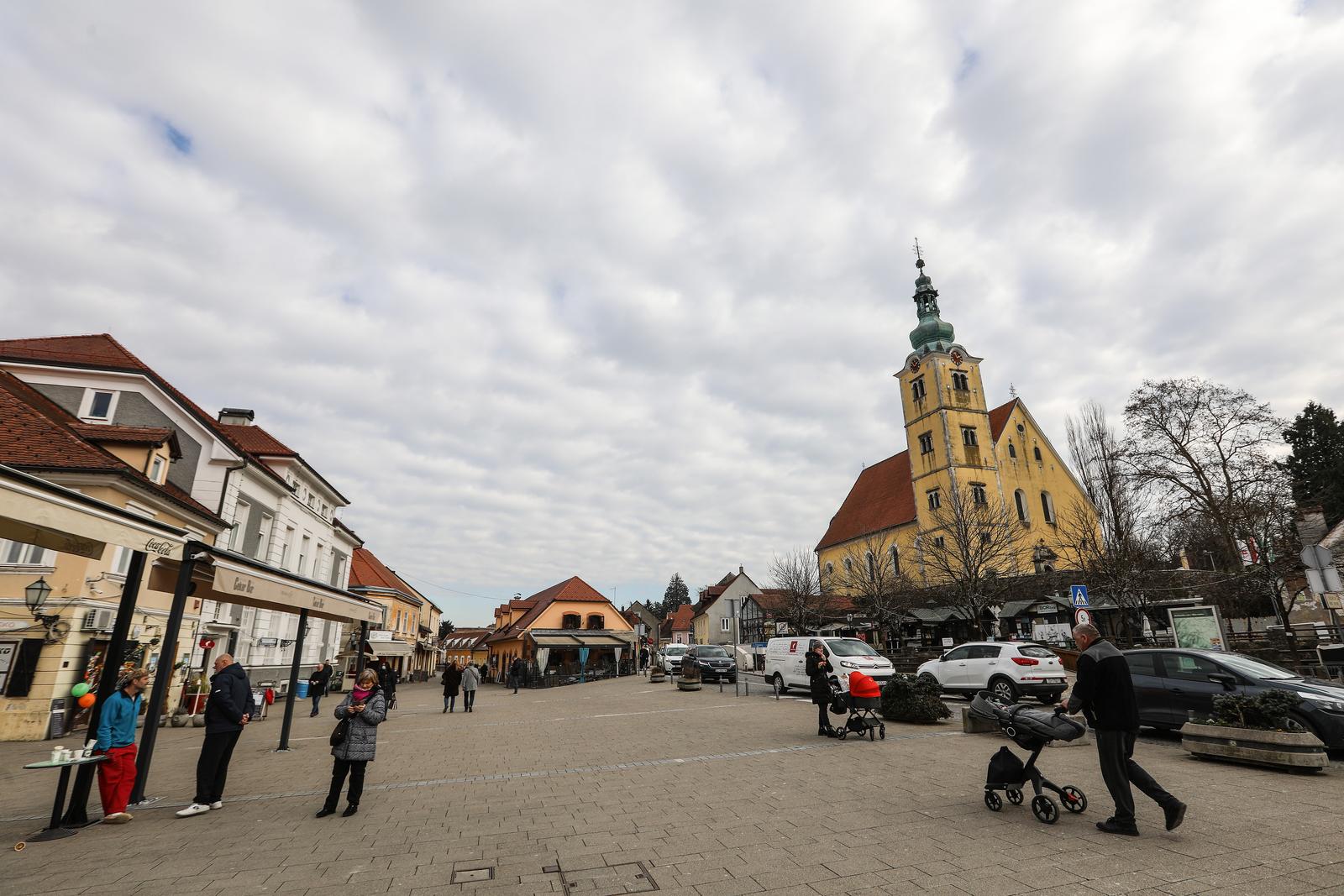 16.02.2021., Samobor, Fasnicka Republika Samoborska, ove godine zbog korone potbuno drugacijem izdanju. Prazan grad bez simbola Fasnicke republike, bez maskaranih povorki i tradicionalnog spaljivanja princa Fasnika na glavnom gradskom trgu. 196 Samoborski Virtualni Fasnik zavrsio je spaljivanjem u gradskom parku tocnije ispred Samoborskog muzeja u drustvu malisana te neizostavnog Sudeca, Srake i Fiskala.rPhoto: Robert Anic/PIXSELL