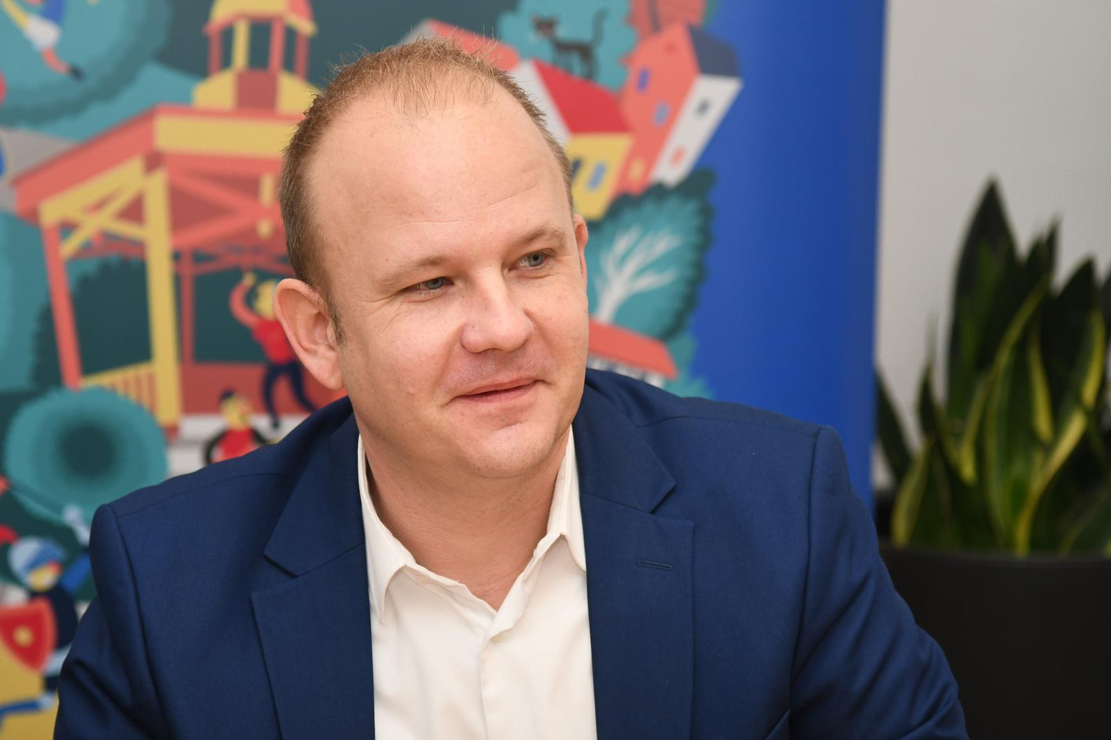 17.12.2024., Koprivnica - Gradonacelnik Misel Jaksic u nazocnosti suradnika predstavio je proracun Grada Koprivnice za 2025. godinu, a koji iznosi rekordnih preko 86 milijuna eura.  Photo: damir Spehar/PIXSELL