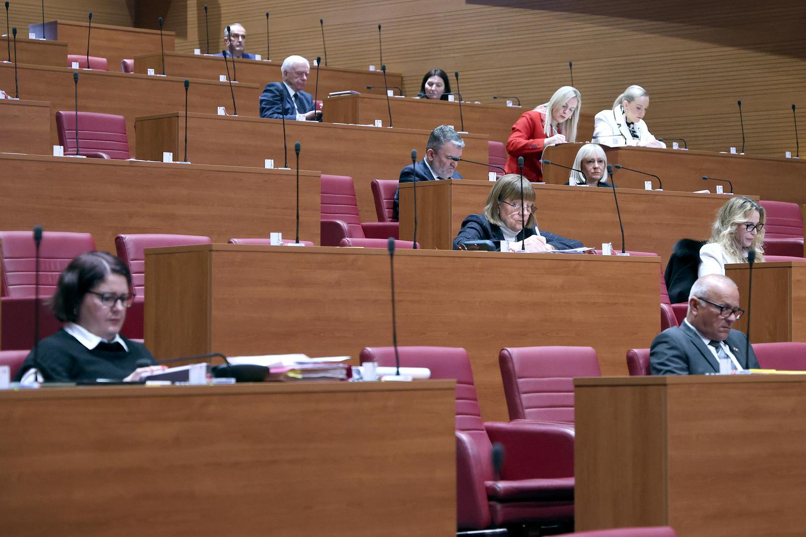 18.03.2025., Zagreb - U nastavku 5. sjednice Sabor raspravlja o Prijedlogu zakona o izmjenama i dopunama Zakona o socijalnoj skrbi. Photo: Patrik Macek/PIXSELL