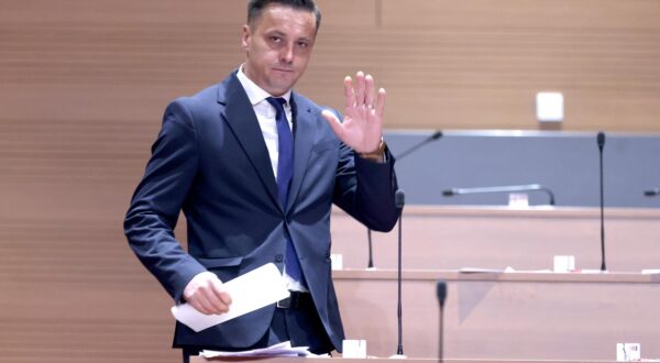 19.02.2025., Zagreb - Sabor 5. sjednicu nastavlja raspravom o  izmjenama Zakona o posebnim pravima iz mirovinskog osiguranja zaposlenika na poslovima razminiranja. Photo: Patrik Macek/PIXSELL