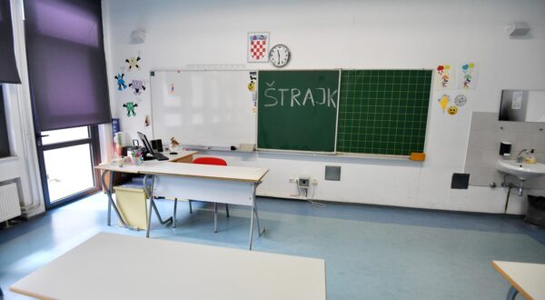 19.03.2025., Sibenik - Dio sinidikata zapoceo jednodnevni strajk u osnovnim i srednjim skolama te fakultetima. Photo: Hrvoje Jelavic/PIXSELL
