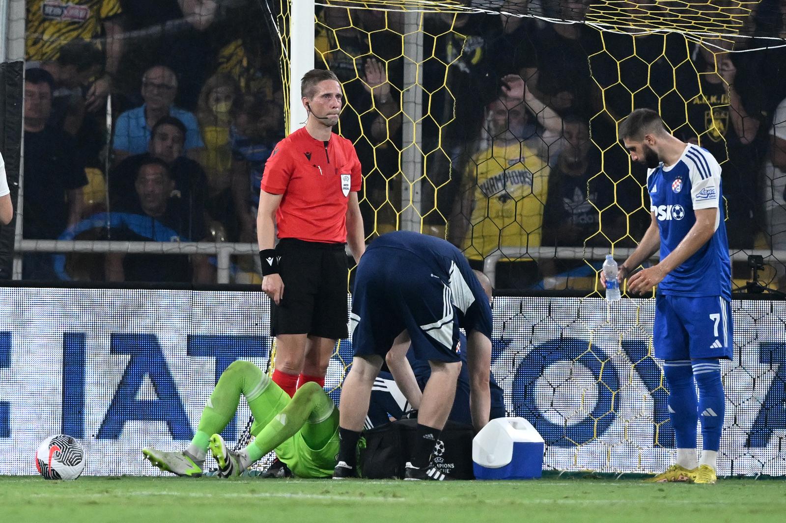 19.08.2023., Atena, Grcka - Utakmica 3. pretkola UEFA Lige prvaka, AEK - GNK Dinamo. Dominik Livakovic Photo: Marko Lukunic/PIXSELL
