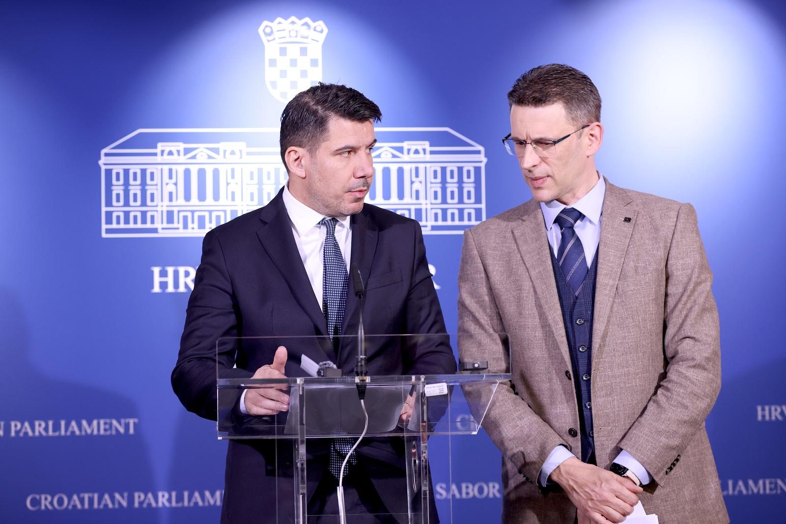 20.02.2025., Zagreb - Na konferenciji za medije kluba zastupnika Mosta o temi “HNB bankama isplacuje javni novac dok ostvaruju rekordnu dobit. Vrijeme je za oporezivanje dobiti banaka!” govorili su zastupnici kluba. Photo: Patrik Macek/PIXSELL