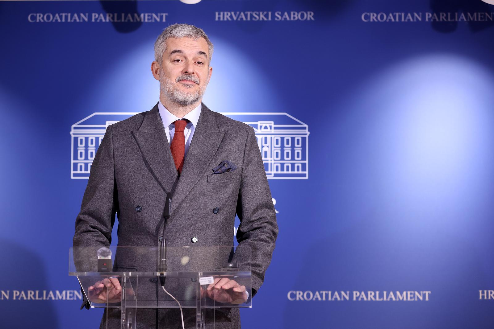 22.01.2025., Zagreb - Na konferenciji za medije odrzanoj u Saboru o slucaju Dabro govorio je Nino Raspudic. Photo: Patrik Macek/PIXSELL