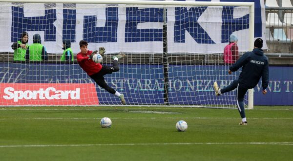 22.12.2024., Rijeka - Stadion Rujevica, SuperSport HNL 24/25, 18. kolo, HNK Rijeka - NK Slaven Belupo. Zagrijavanje. Photo: Goran Kovacic/PIXSELL