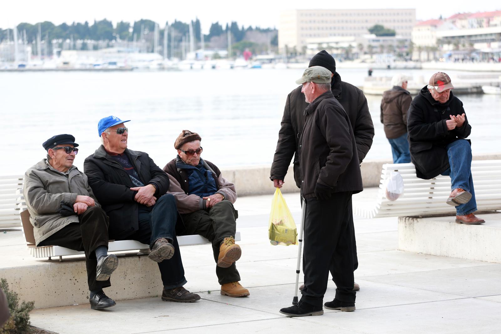25.01.2017., Split - Umirovljenici na rivi. "nPhoto: Miranda Cikotic/PIXSELL
