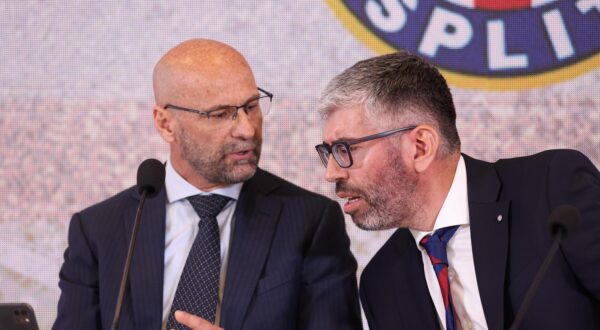25.04.2024., Split - Predstavljanje novog predsjednika Uprave HNK Hajduk Ivana Bilica. predsjednik Nadzornog odbora Hajduka Aljosa Pavelin, Ivan Bilic Photo: Ivana Ivanovic/PIXSELL
