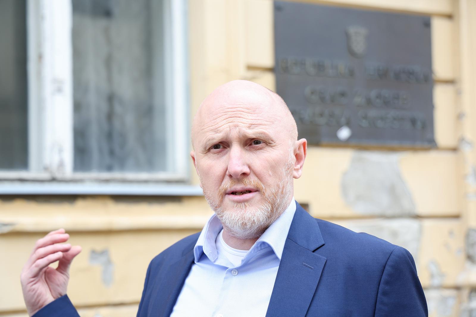 26.03.2025., Zagreb -  Izvanredna konferencija za medije nezavisnog gradskog zastupnika Renata Peteka. Tema: A sad adio - ostavka na mjesto gradskog zastupnika. Photo: Matija Habljak/PIXSELL