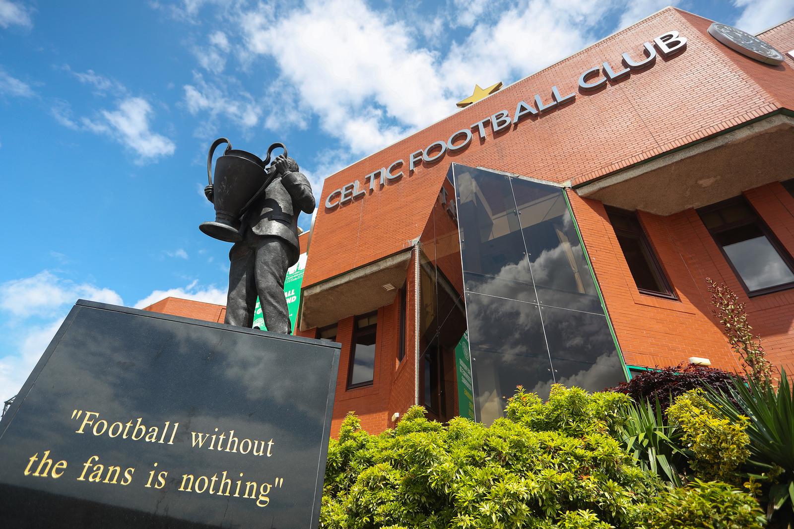 21.06.2021., Glasgow, Skotska - Celtic Park je nogometni stadion u Glasgowu na kojem svoje domace utakmice igra FC Celtic. Arhitekt stadiona je Duncan and Kerr. Stadion ima kapacitet od 60335 mjesta i najveci je u Skotskoj, a sedmi najveci u Ujedinjenom Kraljevstvu. Na Celtic Parku se igraju domace utakmice Skotske nogometne reprezentacije i finala skotskih kupova, kad se ne moze igrati na stadionu Hampden Park. Na Celtic Parku se takodjer odrzavaju koncerti i ostali sportski dogadjaji. Photo: Luka Stanzl/PIXSELL