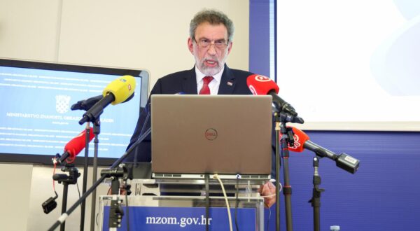 31.03.2025., Zagreb - U povodu najavljenoga cirkularnog strajka u skolama i na fakultetima, u Ministarstvu znanosti, obrazovanja i mladih, odrzana konferencija za medije. Radovan Fuchs. Photo: Matija Habljak/PIXSELL