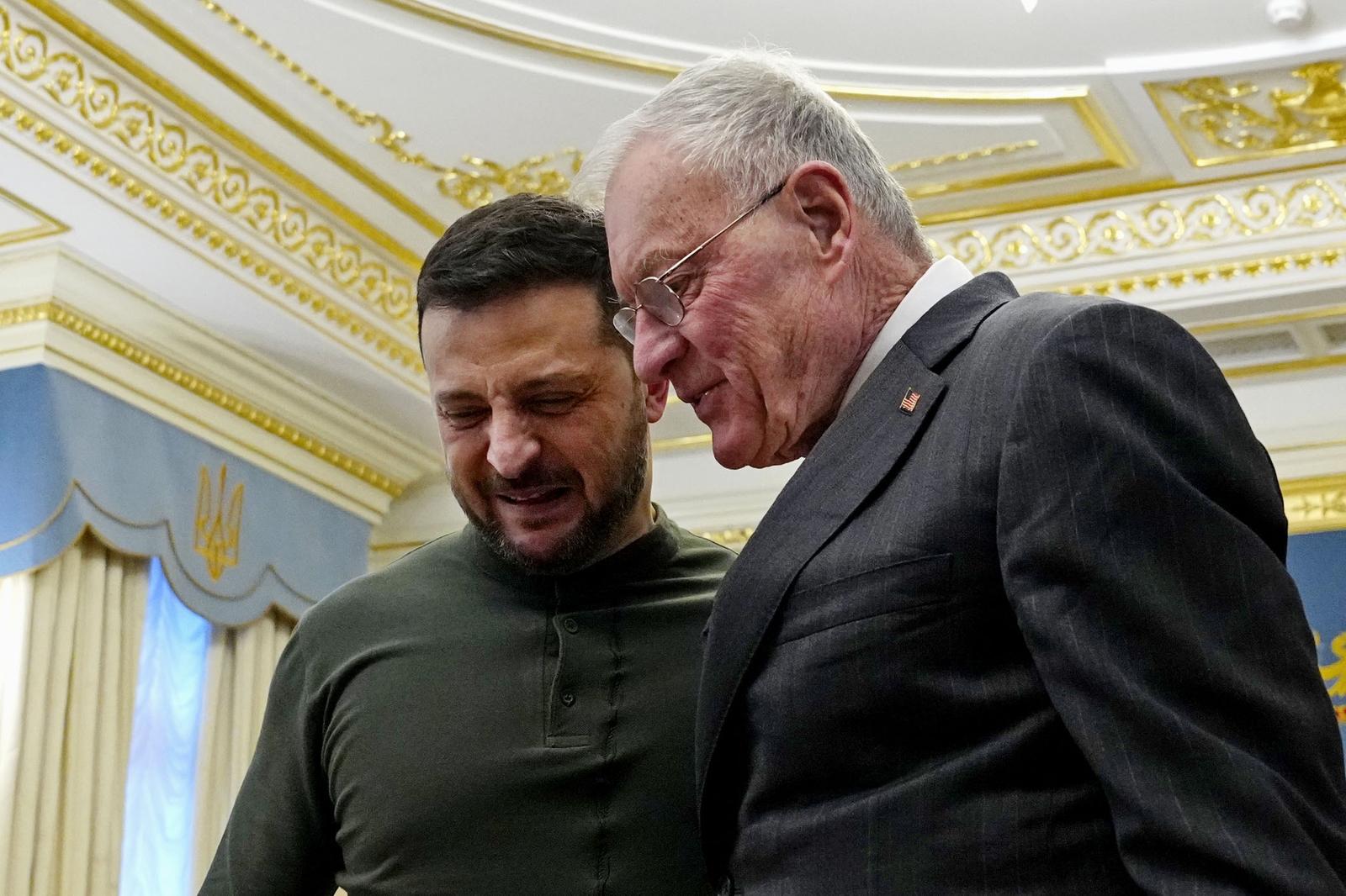 Ukrainian President Volodymyr Zelenskyy (L) meets U.S. Special Envoy for Ukraine and Russia Keith Kellogg in Kyiv on Feb. 20, 2025. (Kyodo) ==Kyodo  Photo via Newscom